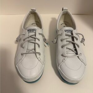 Sperry White Leather Lace-Up Tennis Shoes Sneakers Women’s Size 9 NWOT